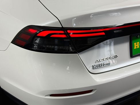 Used 2024 Honda Accord EX image 36