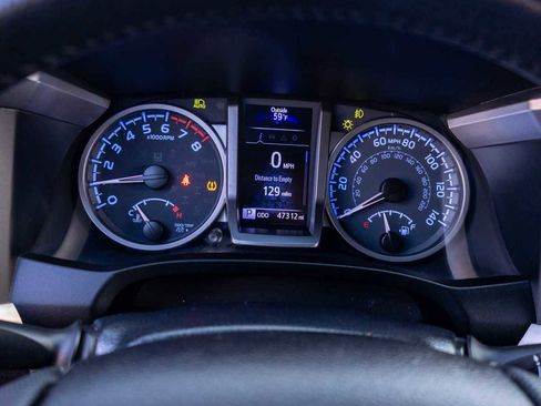 Used 2021 Toyota Tacoma SR5 image 17