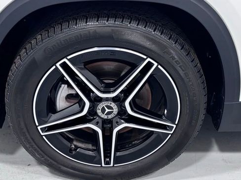 Used 2021 Mercedes-Benz GLA 250 4MATIC image 29