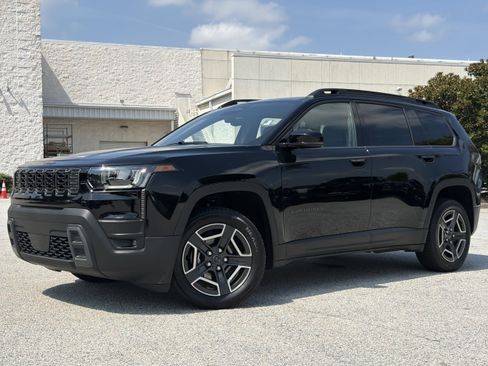 Used 2026 Jeep Cherokee Limited AWD/4WD image 1