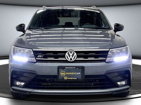 Used 2020 Volkswagen Tiguan SE R-Line image 2