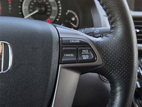 Used 2015 Honda Odyssey EX-L image 22