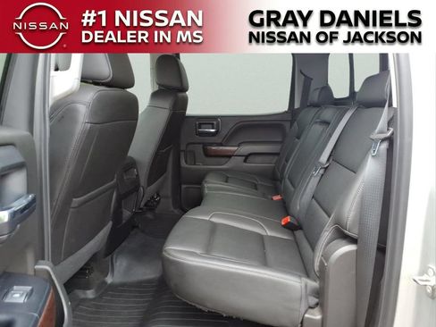 Used 2018 GMC Sierra 1500 SLT AWD/4WD image 25