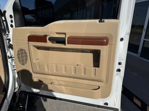 Used 2013 Ford F350 King Ranch w/ King Ranch w/Chrome Pkg image 26