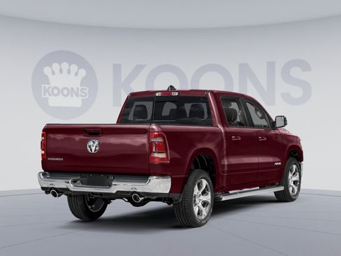 Used 2023 RAM 1500 Laramie AWD/4WD image 2