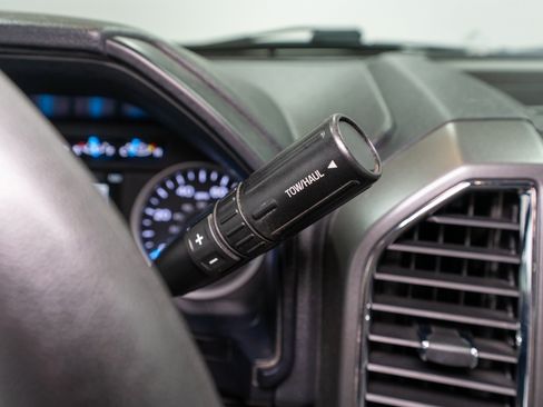 Used 2018 Ford F250 XLT AWD/4WD image 25
