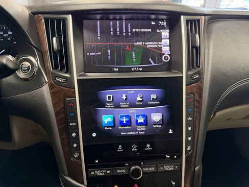 Used 2019 INFINITI Q50 Luxe w/ Essential Package (3.0T Luxe) AWD/4WD image 8
