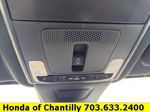 Used 2025 Honda CR-V Sport image 17