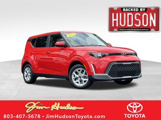 Used 2023 Kia Soul LX w/ LX Technology Package image 1