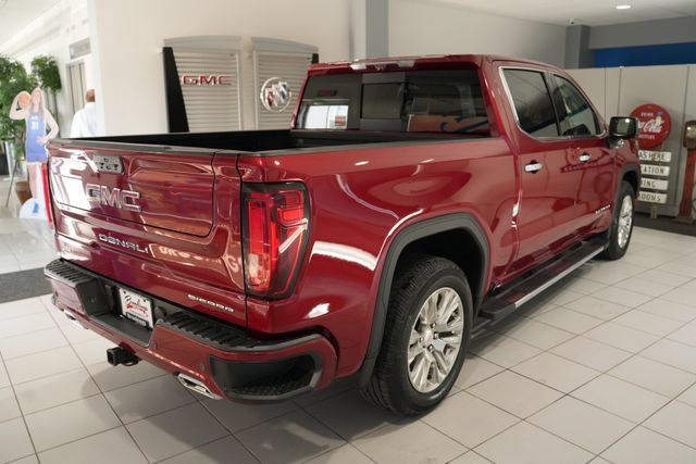 Used 2020 GMC Sierra 1500 Denali w/ Technology Package AWD/4WD image 8