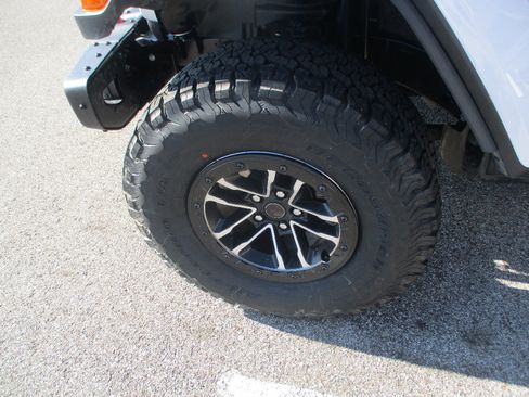 New 2026 Jeep Wrangler Unlimited Rubicon image 19