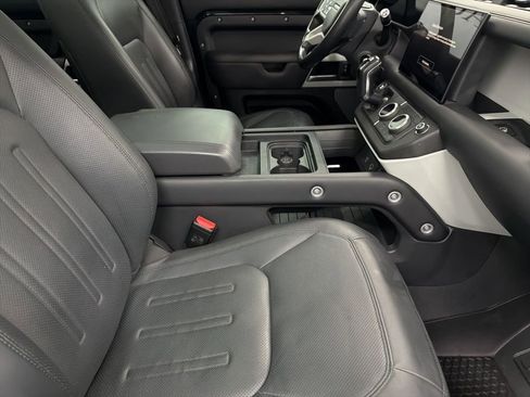 Used 2022 Land Rover Defender 110 XS Edition image 29