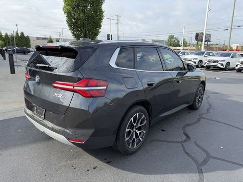 Used 2025 BMW X3 xDrive30 w/ Convenience Package AWD/4WD image 34