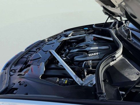 Used 2020 BMW X5 xDrive50i w/ Premium Package image 65