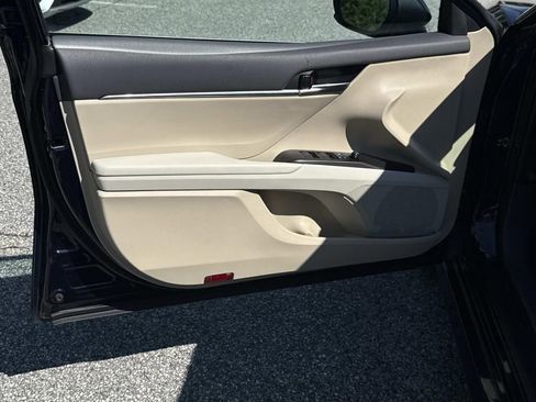 Used 2021 Toyota Camry LE FWD image 14