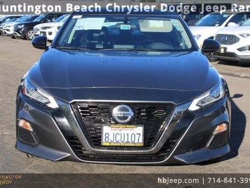 Used 2019 Nissan Altima 2.5 SR image 2
