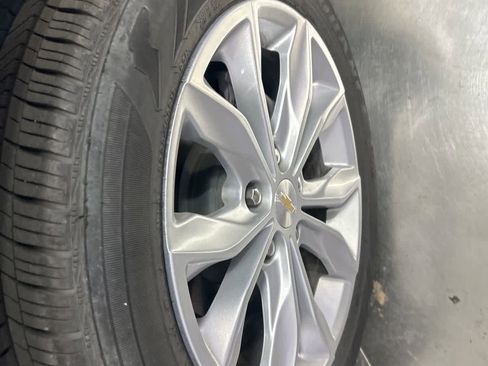 New 2025 Chevrolet Malibu LT image 8