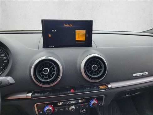 Used 2018 Audi A3 e-tron Premium w/ Sport Package image 17