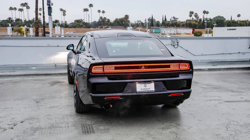 New 2026 Dodge Charger R/T AWD/4WD image 7