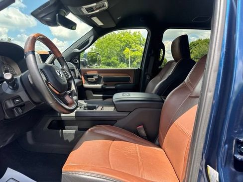 Used 2019 RAM 2500 Limited AWD/4WD image 16