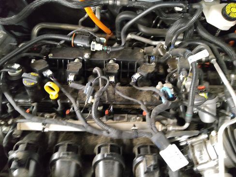 Used 2021 Ford Escape SE w/ Cold Weather Package FWD image 30