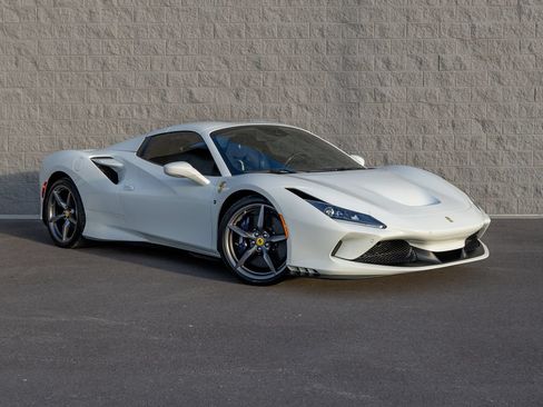Certified 2023 Ferrari F8 Tributo RWD image 6