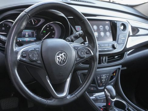 Used 2020 Buick Envision Essence w/ Experience Buick Package FWD image 9