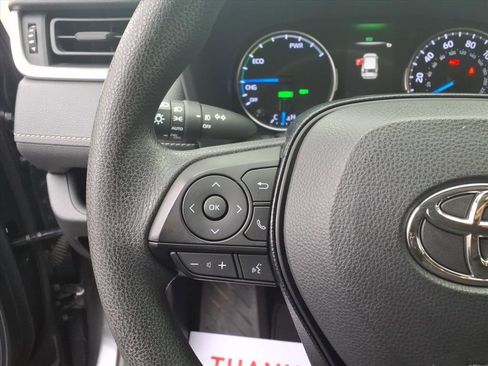Used 2019 Toyota RAV4 XLE image 20