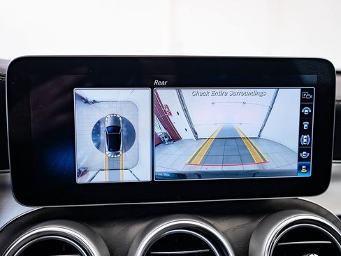 Used 2023 Mercedes-Benz C 300 4MATIC Cabriolet image 33