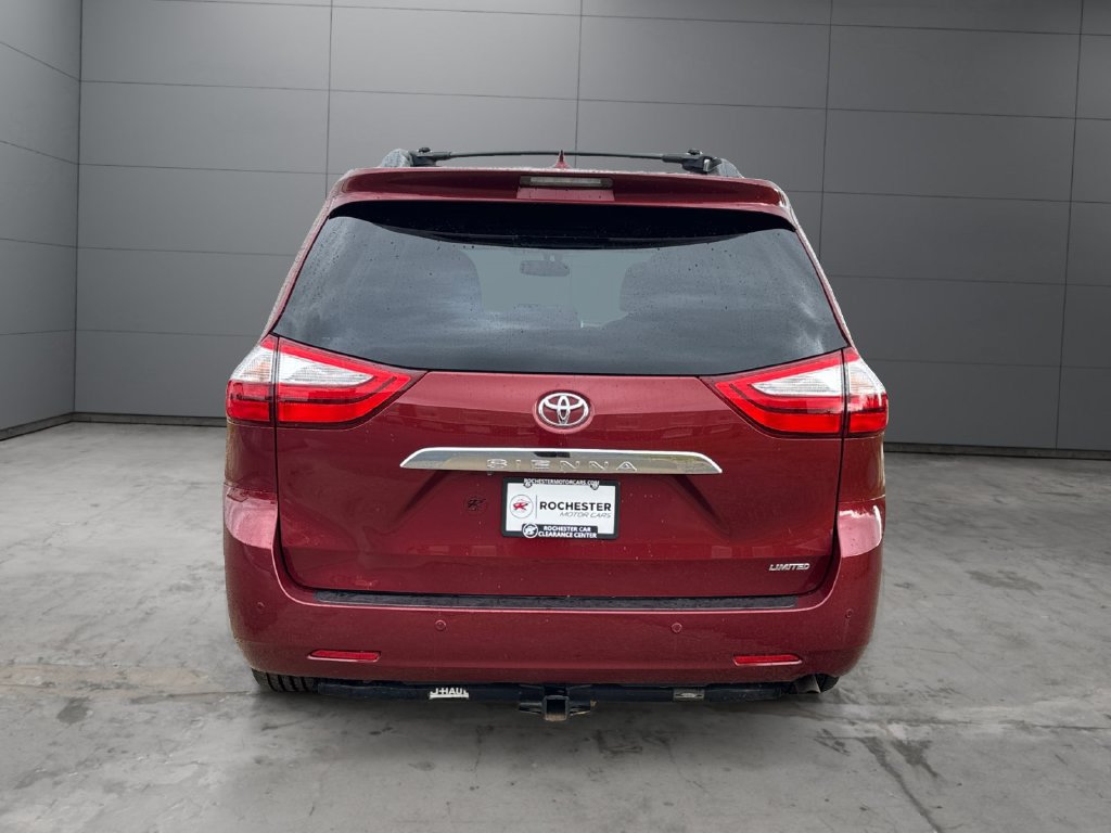 Used 2015 Toyota Sienna Limited Premium w/ Advanced Technology Package FWD image 4