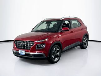 Used 2023 Hyundai Venue Limited FWD video 1