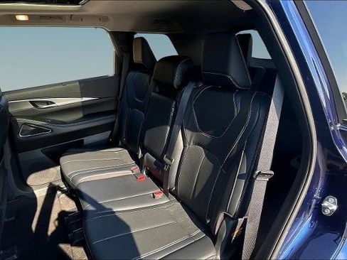 Certified 2023 INFINITI QX60 Luxe w/ Performance Audio Package AWD/4WD image 21