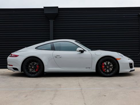 Certified 2018 Porsche 911 Carrera GTS RWD image 8