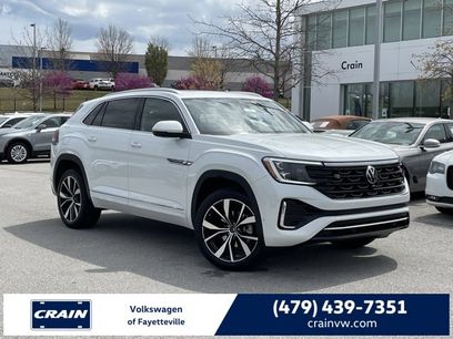 New 2025 Volkswagen Atlas Cross Sport SEL Premium R-Line