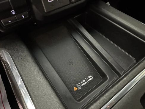 Used 2022 Chevrolet Silverado 2500 LTZ w/ LTZ Convenience Package AWD/4WD image 21