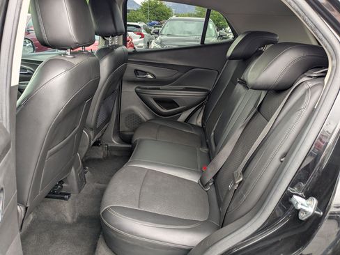 Used 2019 Buick Encore Sport Touring AWD/4WD image 28