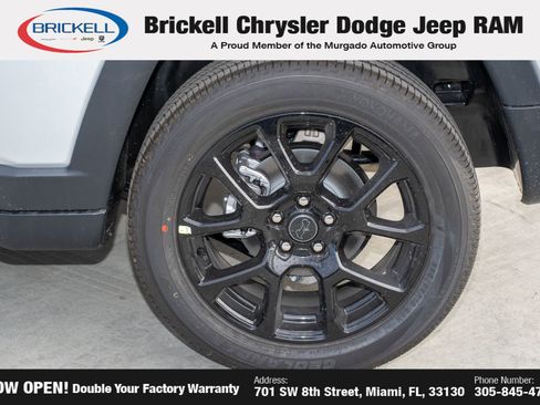 New 2026 Jeep Compass Latitude AWD/4WD image 38