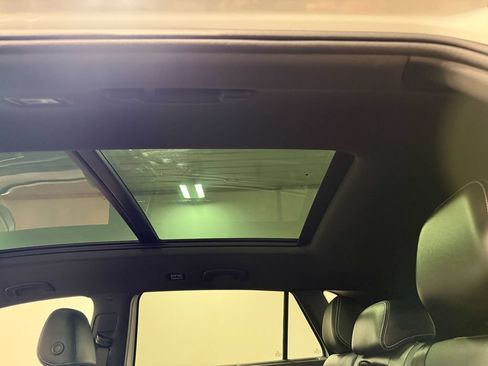 Used 2024 Volkswagen Atlas Cross Sport SE w/ Panoramic Sunroof Package AWD/4WD image 49