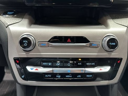 Used 2023 Ford Explorer Timberline w/ Timberline Technology Package AWD/4WD image 21