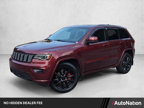 Used 2021 Jeep Grand Cherokee Laredo X AWD/4WD image 1