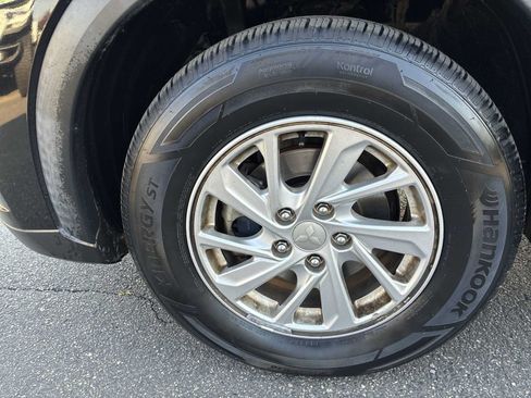 Used 2019 Mitsubishi Eclipse Cross ES AWD/4WD image 17