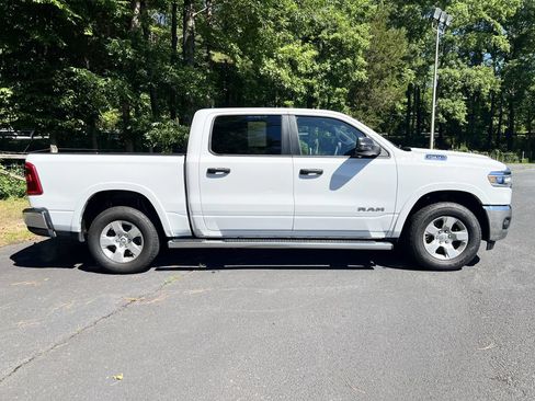 Certified 2025 RAM 1500 Big Horn AWD/4WD image 2