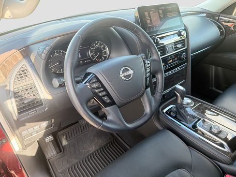 Used 2024 Nissan Armada Platinum w/ Captain's Chairs Package image 27