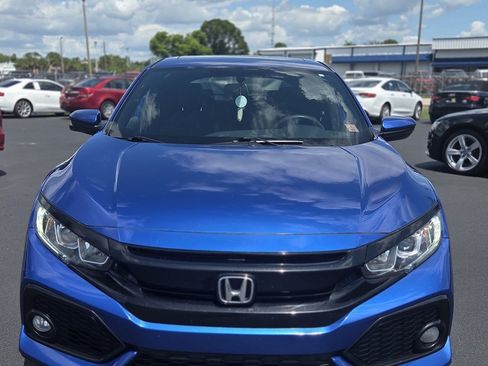 Used 2018 Honda Civic EX image 4
