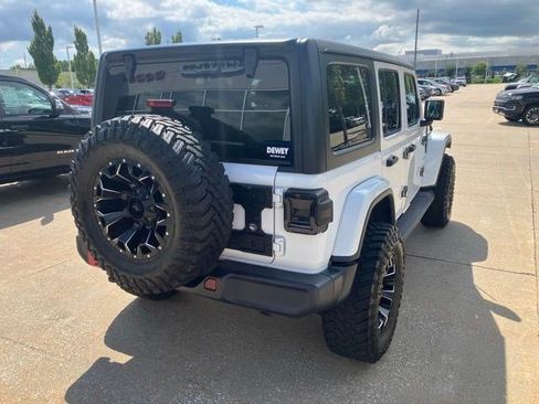 Certified 2018 Jeep Wrangler Unlimited Sahara AWD/4WD image 9