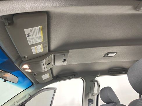 Used 2015 Nissan Titan SV w/ SV Value Truck Package image 29