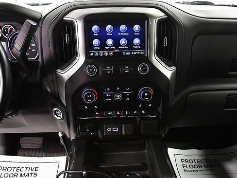 Used 2020 Chevrolet Silverado 2500 LT w/ All Star Edition image 27