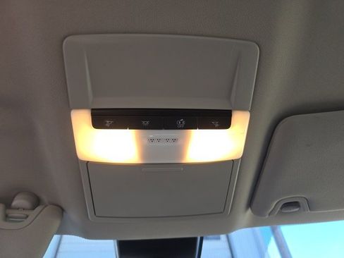 Used 2024 Nissan Altima 2.5 SV image 19