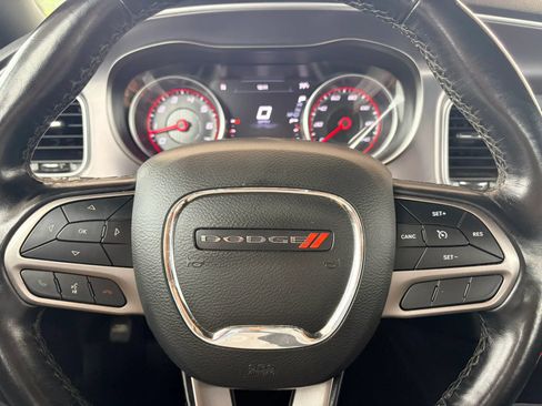 Used 2021 Dodge Charger SXT w/ Leather Interior Group RWD image 15