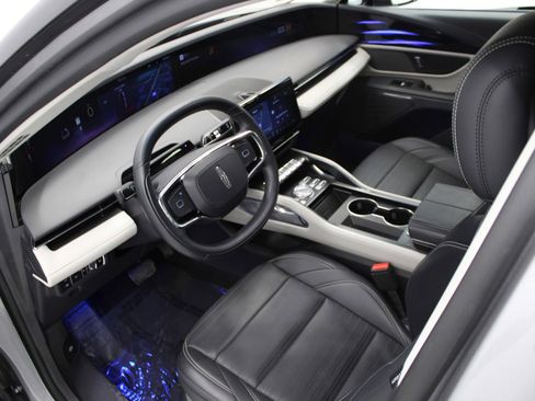 Used 2024 Lincoln Nautilus Reserve image 15